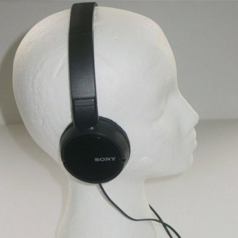 Sony wired headphones These headphones have been tested and work well